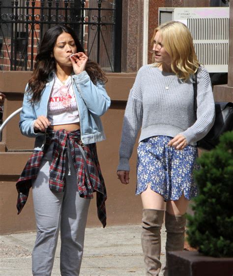 does brittany snow smoke